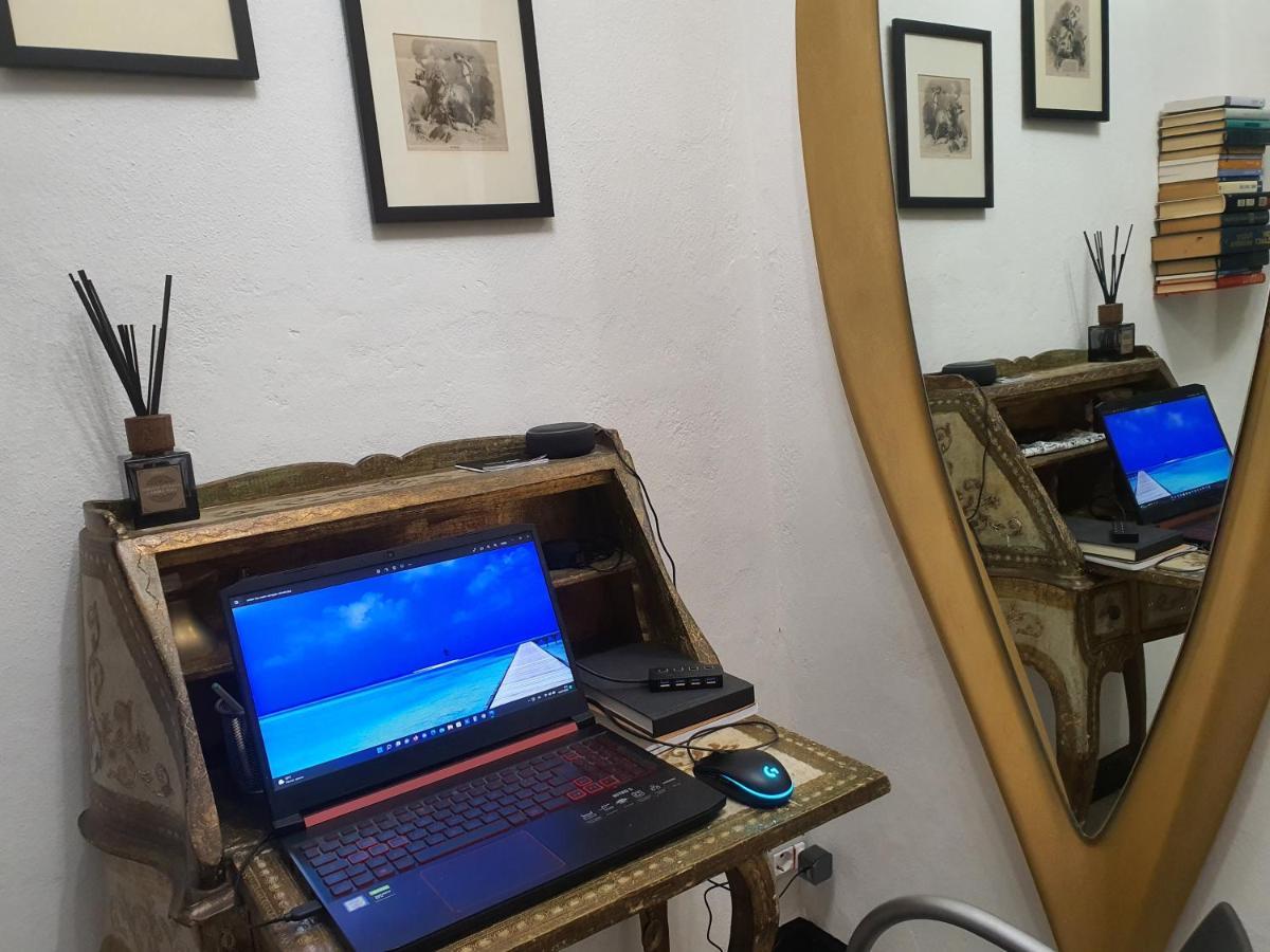 Domusauroom, Relax Nel Cuore Della Versilia - Pet Friendly Viareggio Bagian luar foto