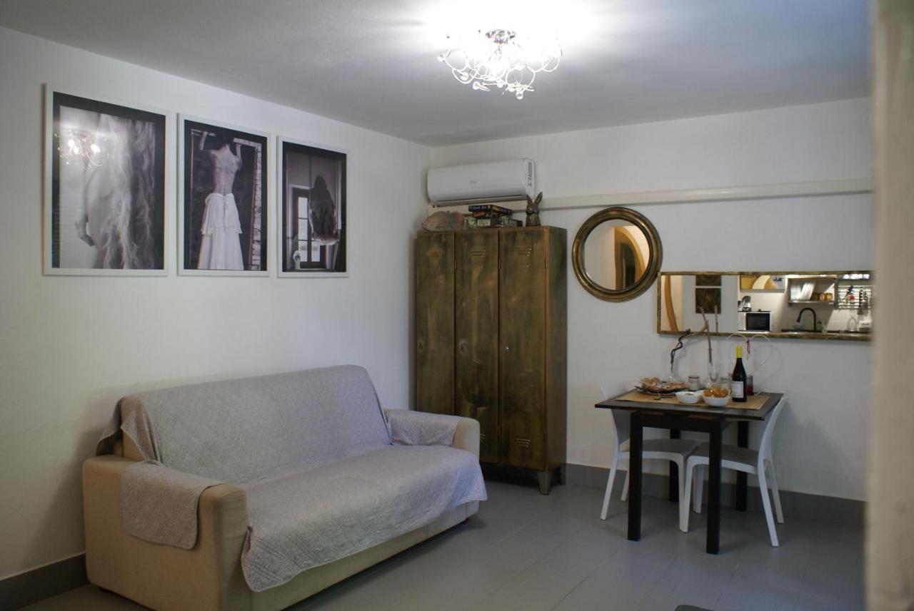 Domusauroom, Relax Nel Cuore Della Versilia - Pet Friendly Viareggio Bagian luar foto