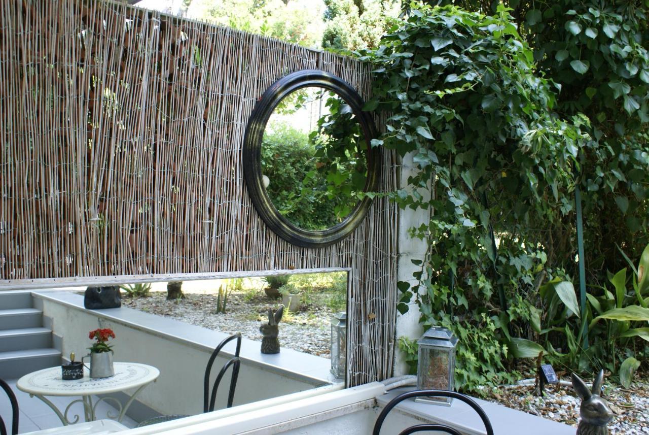Domusauroom, Relax Nel Cuore Della Versilia - Pet Friendly Viareggio Bagian luar foto