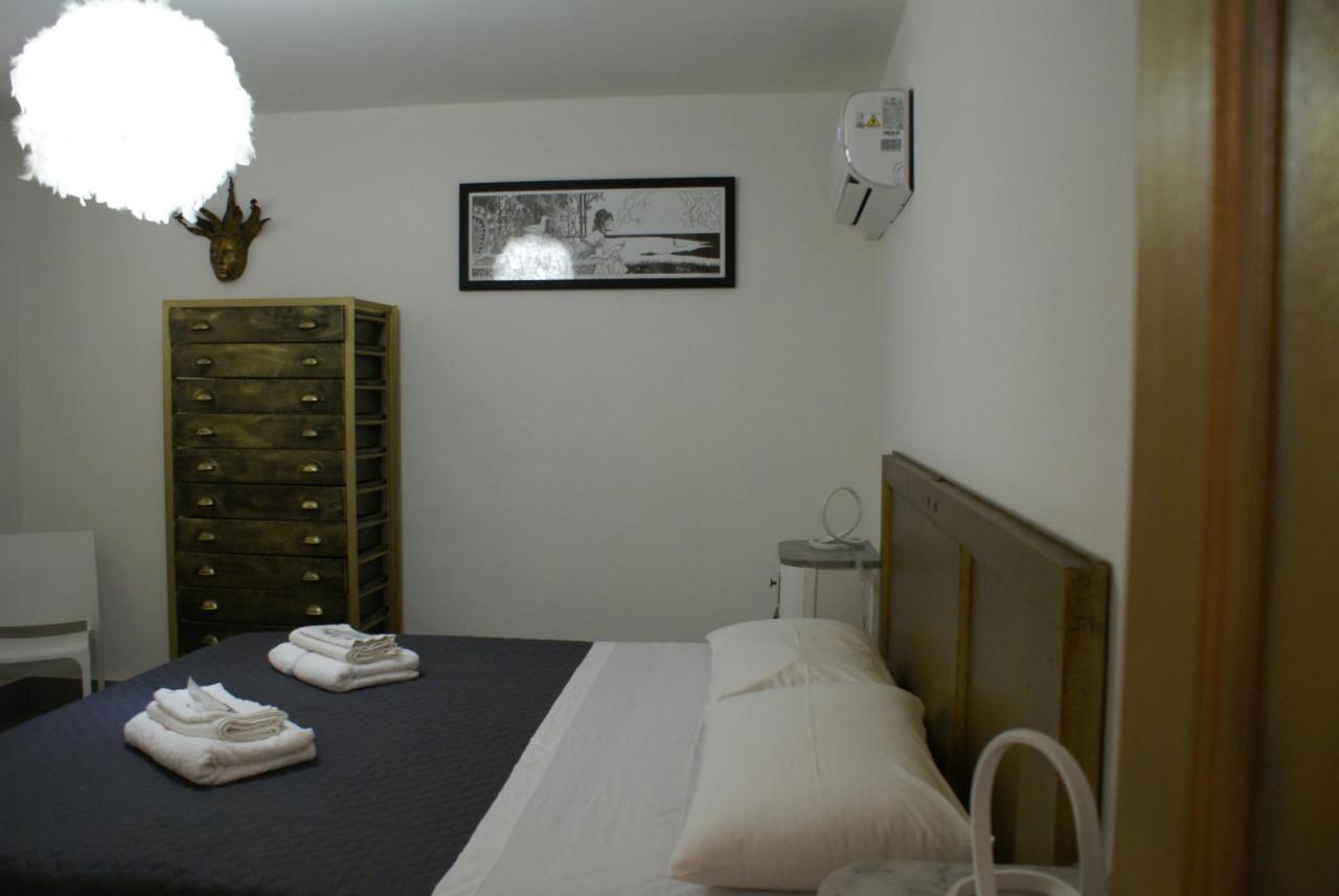 Domusauroom, Relax Nel Cuore Della Versilia - Pet Friendly Viareggio Bagian luar foto