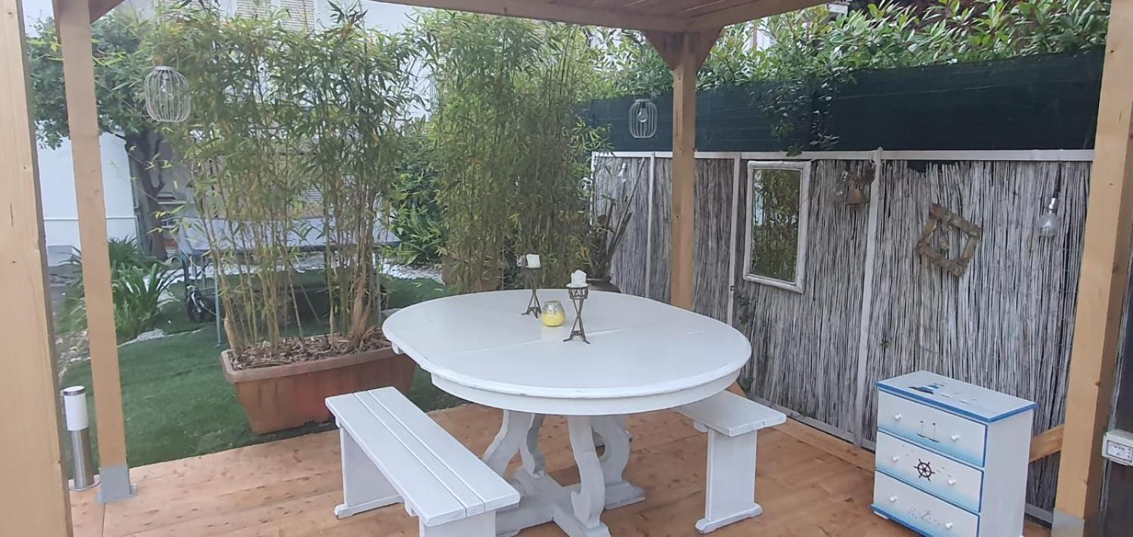 Domusauroom, Relax Nel Cuore Della Versilia - Pet Friendly Viareggio Bagian luar foto